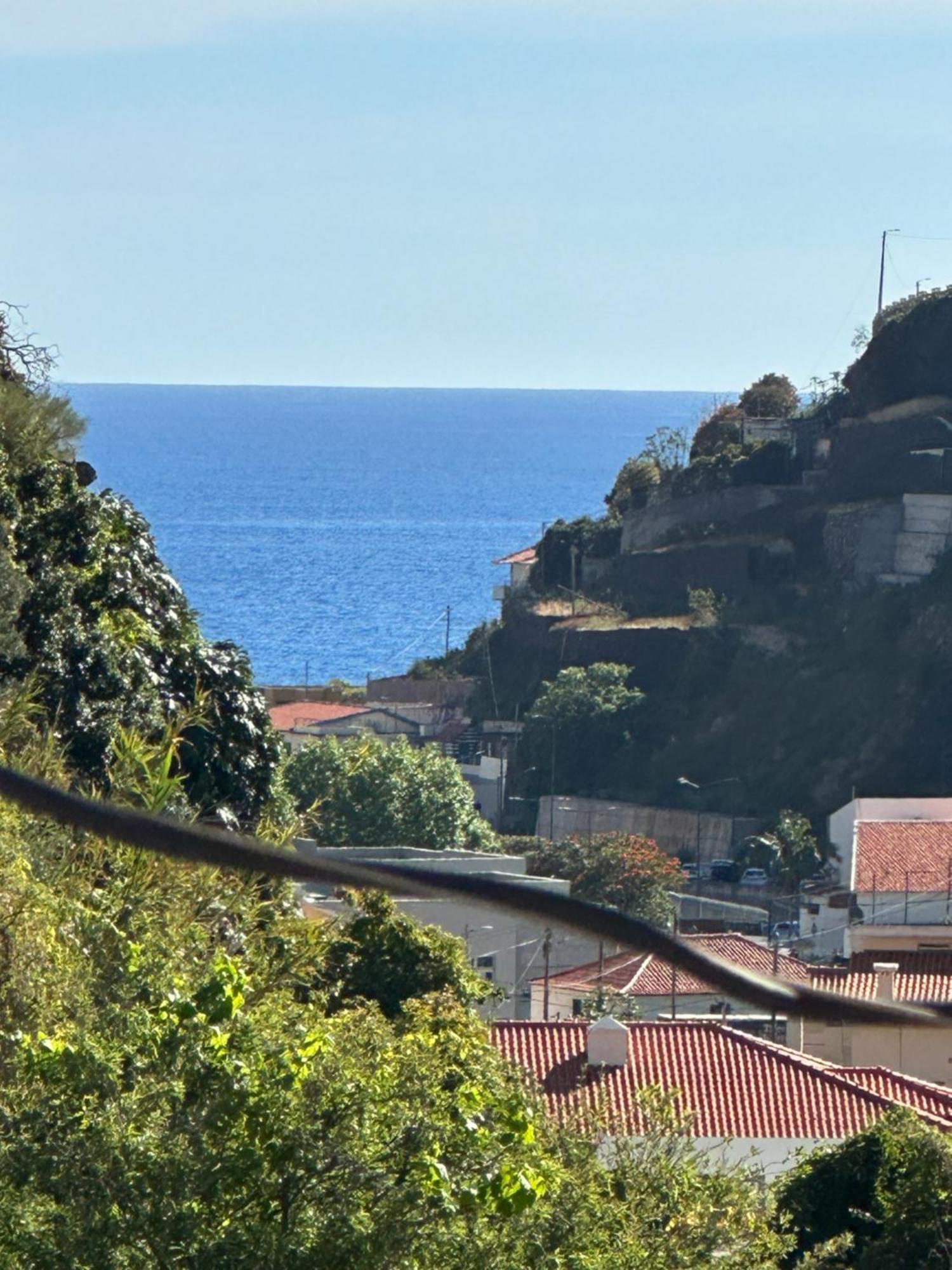 2 Bed Room Apartment , Sea View, 10 Minutes Walk To The Beach Ribeira Brava Esterno foto