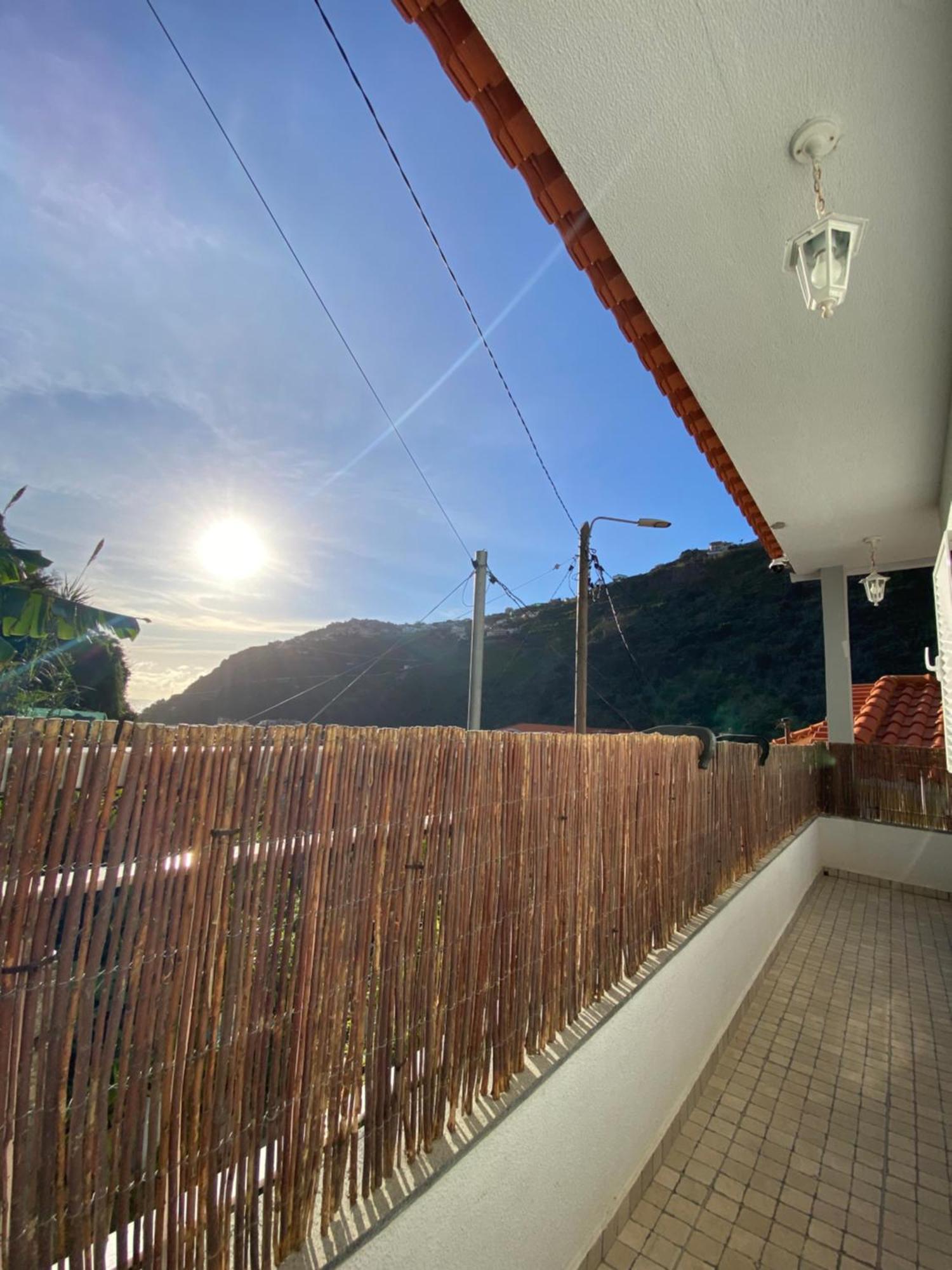 2 Bed Room Apartment , Sea View, 10 Minutes Walk To The Beach Ribeira Brava Esterno foto